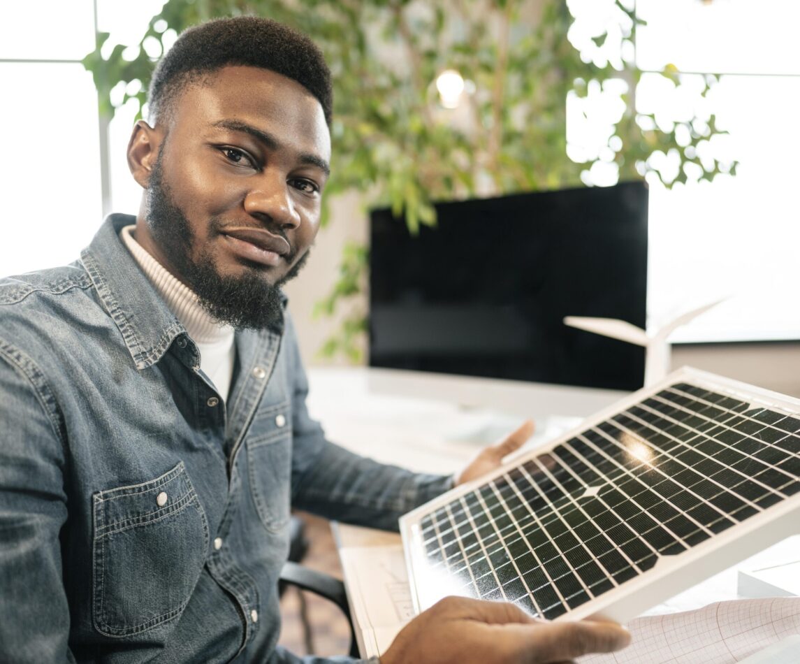 smiley-man-working-eco-project